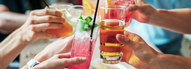 cheers-drink-group-544961